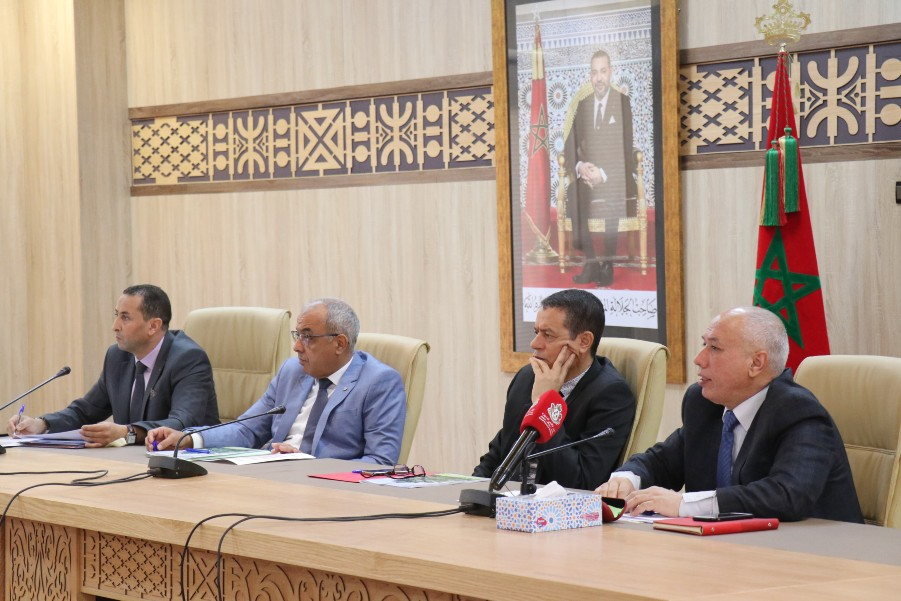 المجلس الإقليمي لخنيفرة يعقد الدورة الاستثنائية لشهر أبريل 2022